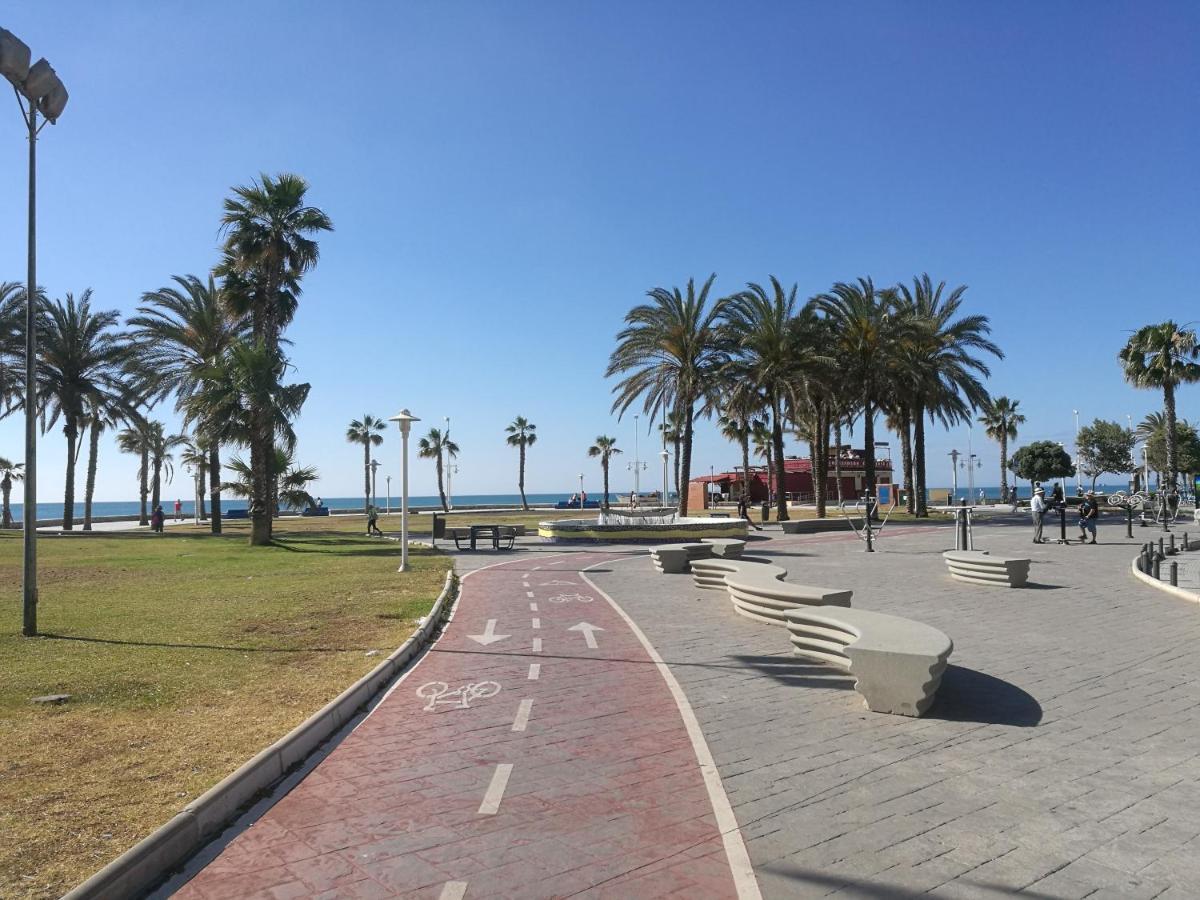 Апартаменты Piso Nuevo Al Lado De La Playa Малага Экстерьер фото