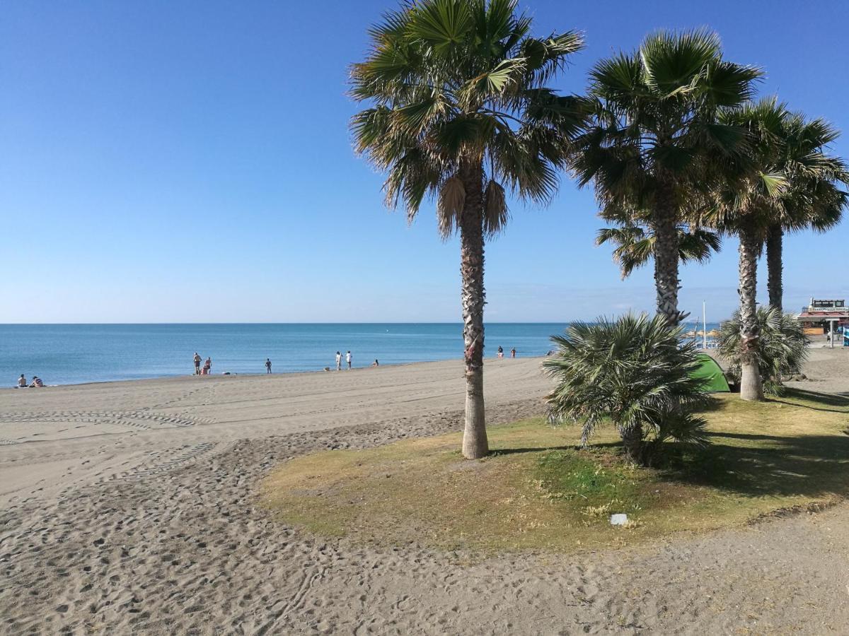 Апартаменты Piso Nuevo Al Lado De La Playa Малага Экстерьер фото